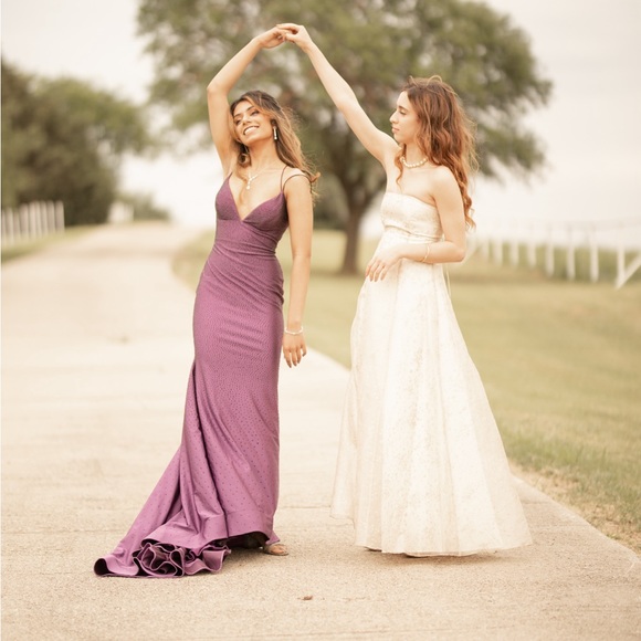 Sherri hill size 0 purple studded bead prom dress. Great condition, worn once. - Picture 3 of 9